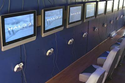 gamer bus